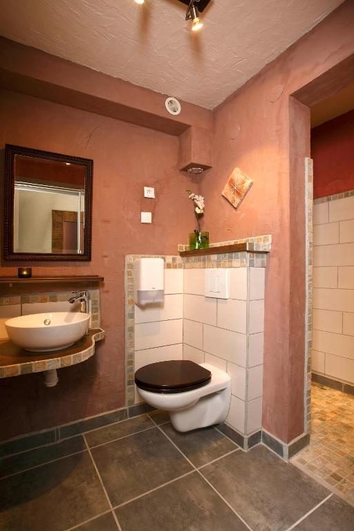 Le Belvedere Hotel Vallon-Pont-dʼArc